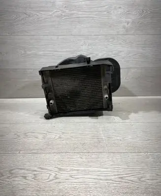 BMW X5 E70 Coolant radiator 7555206 B8865001