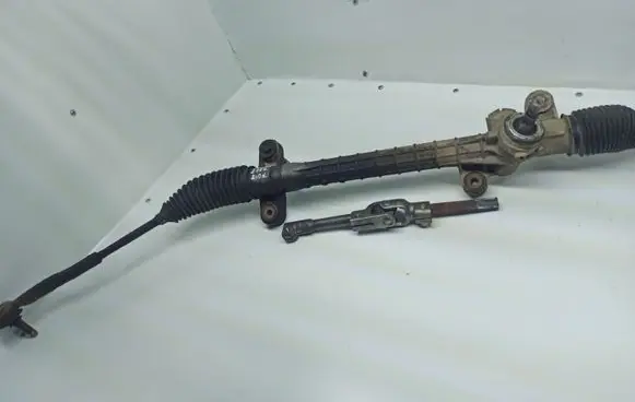 Toyota Corolla E120 E130 Steering rack