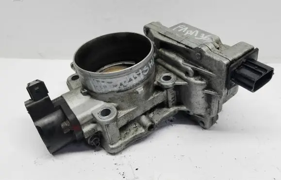 Mitsubishi Carisma Throttle valve EAC60002