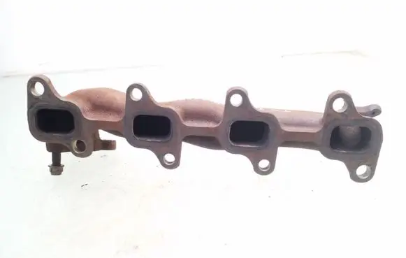 Toyota Avensis T270 Exhaust manifold