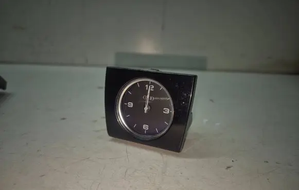 Audi A8 S8 D4 4H Clock 4H0919204G