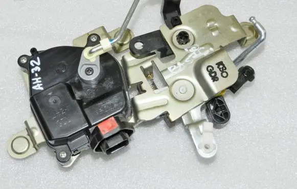 Hyundai H-1, Starex, Satellite Tailgate/trunk/boot lock/catch/latch 812904H000