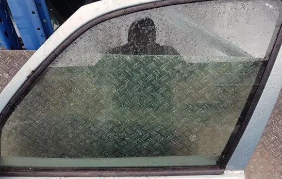 Citroen Xsara Picasso Front door window glass four-door