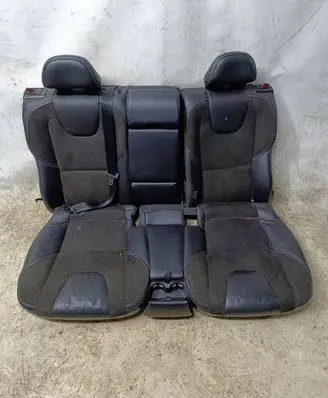 Volvo V40 Second row seats 