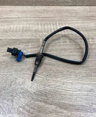 BMW X1 E84 Exhaust gas temperature sensor 7805606 2656001901