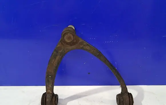 Rear upper control arm/wishbone