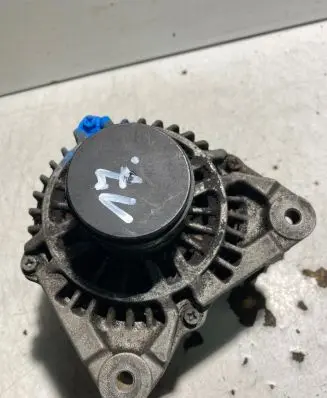 Renault Clio II Generator/alternator 7711497268 210774 A2TC0981