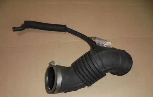 Hyundai Elantra VI Intercooler hose/pipe