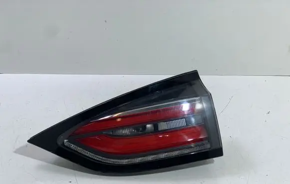 Renault Espace V (RFC) Tailgate rear/tail lights