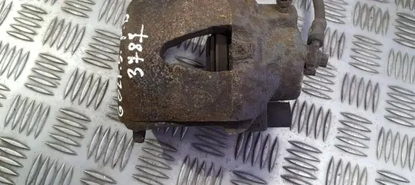 Volkswagen Golf V Front brake caliper