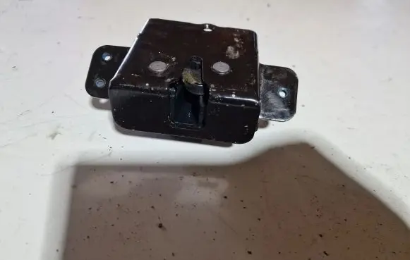 Opel Antara Tailgate/trunk/boot lock/catch/latch