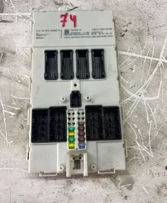 BMW 3 F30 F35 F31 Comfort/convenience module 9315685 524509F07