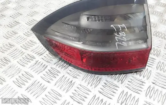 Ford S-MAX Rear/tail lights