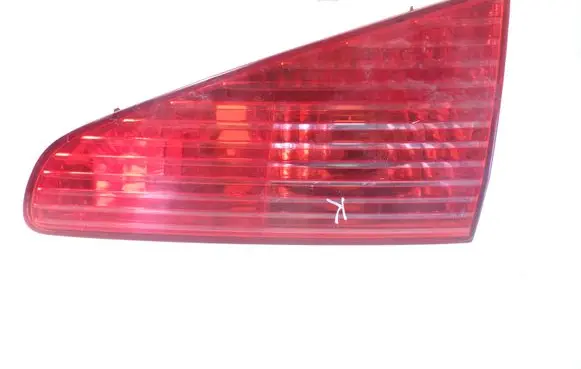 Peugeot 607 Tailgate rear/tail lights 2543