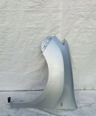 Dacia Sandero Fender SANDEROBOTNIKBAX