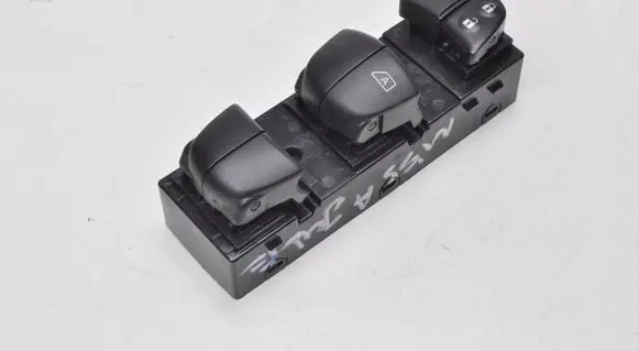 Nissan Juke II F16 Quarter vent window switch 