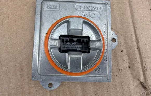 BMW X1 E84 Headlight ballast module Xenon 7342174 L90021969 L90028076