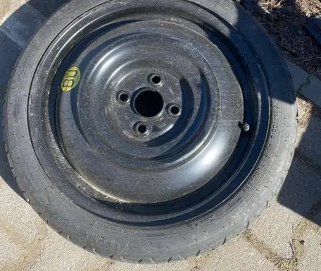 Toyota Yaris R15 spare wheel 