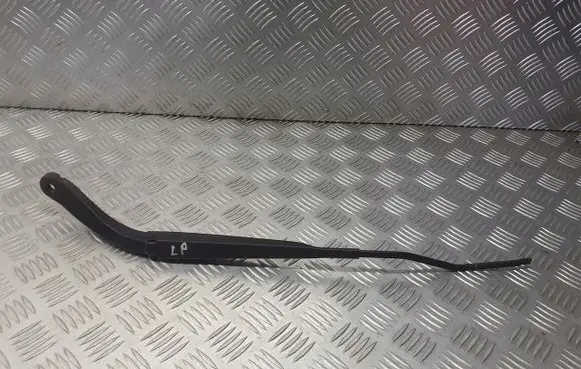 Renault Megane II Front wiper blade arm 8200417218