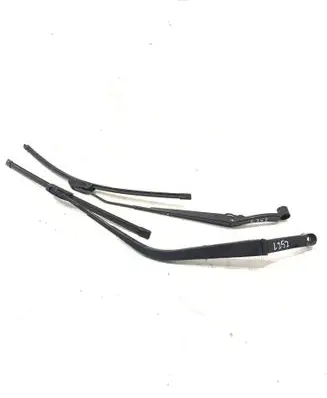 Mitsubishi ASX Front wiper blade arm
