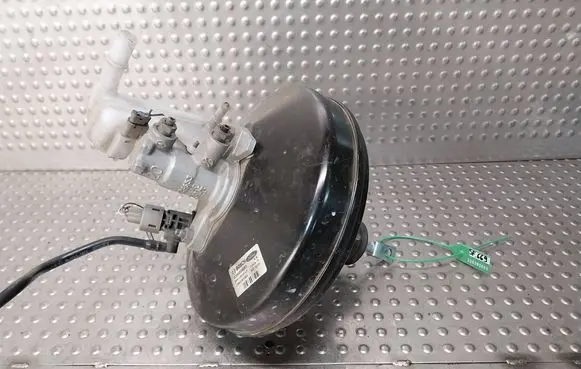 Ford Fiesta Brake booster 8V51-2B195-LF