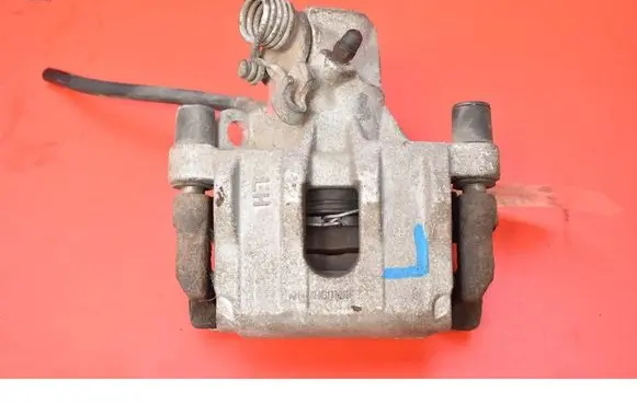 Ford Grand C-MAX Front brake caliper