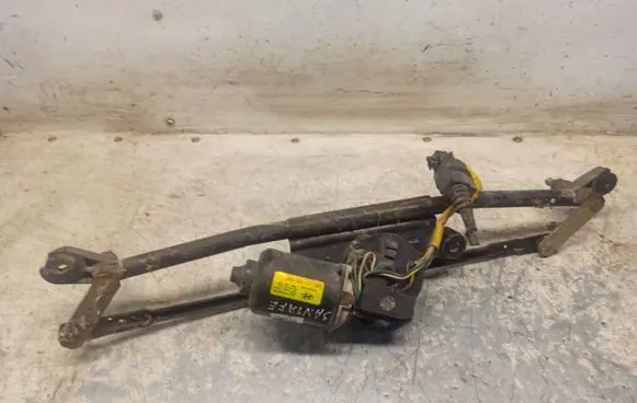 Hyundai Santa Fe Front wiper linkage and motor 9811026100