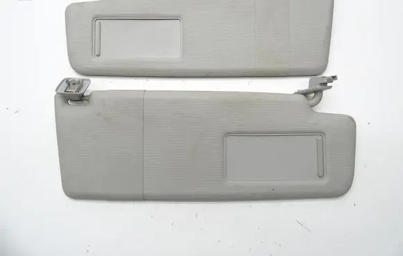 Sun visor