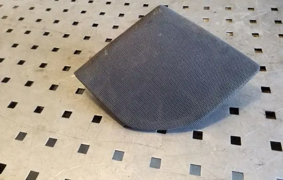 Side speaker trim/cover