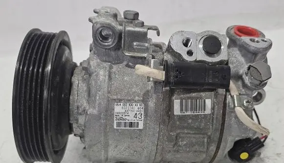 Mercedes-Benz A W176 Air conditioning (A/C) compressor (pump) A0038304360 15487A A0008305702