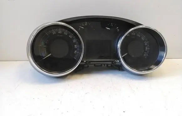 Speedometer (instrument cluster)