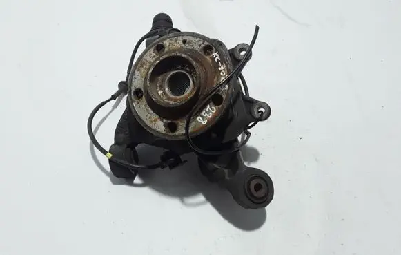 Volvo XC90 Rear wheel hub 30760562