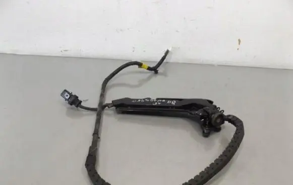 KIA Sedona Sliding door upper top rail 