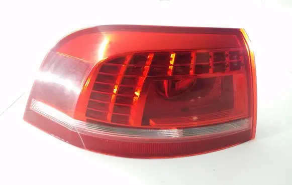 Volkswagen PASSAT B7 Rear/tail lights 3AF945207B