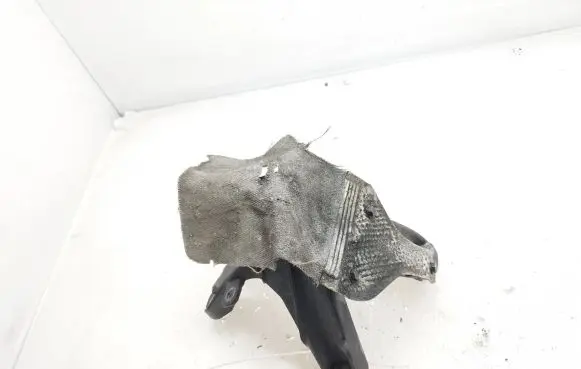 Audi A6 S6 C7 4G Engine mounting bracket 8K0199308BE