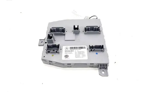 Mercedes-Benz C W205 Comfort/convenience module A2059009321 A2059013904 A2229026611