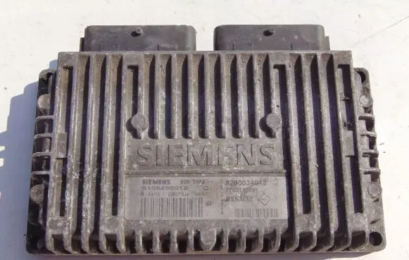 Renault Scenic I Engine control unit/module S105280012C