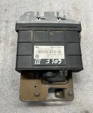 Volkswagen Golf III Engine control unit/module 1H0927303