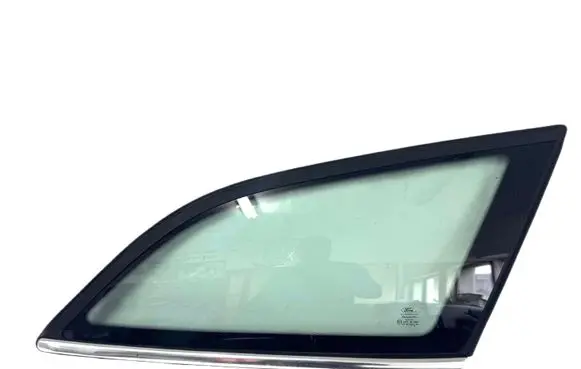 Ford Mondeo MK IV Front triangle window/glass 7S71N297B00BE