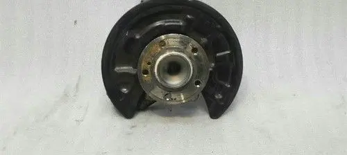 Mercedes-Benz GLA W156 X156 Rear wheel hub A2463503541