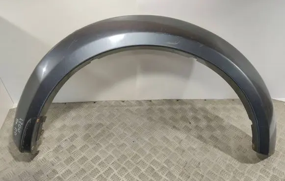 Mitsubishi L200 Front arch trim 7407A152