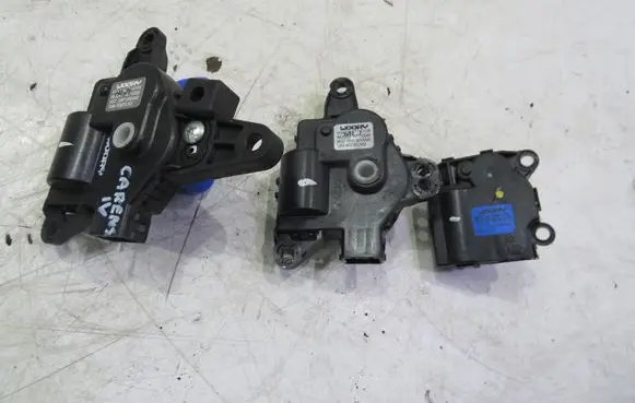 KIA Carens IV A/C air flow flap actuator/motor GMAUTO4574097