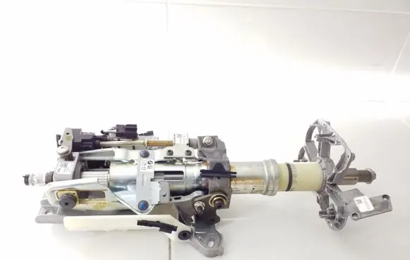 Steering wheel axle set
