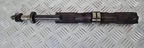 Mitsubishi Pajero Oil pump balance shaft 