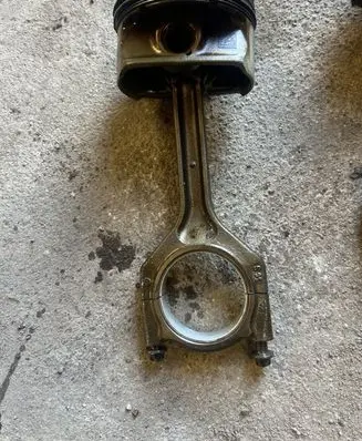 BMW 3 E90 E91 Piston with connecting rod
