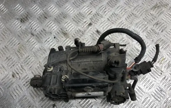 Audi A8 S8 D3 4E Air suspension compressor/pump 4E0616005E 15155000212