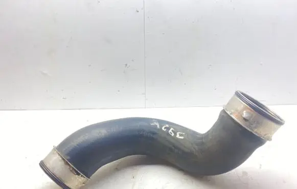 Mercedes-Benz E W211 Intercooler hose/pipe A2115282282