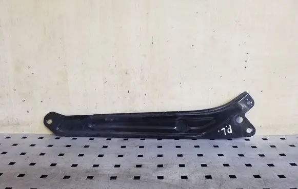 Skoda Yeti (5L) Radiator support slam panel bracket 5L0805932