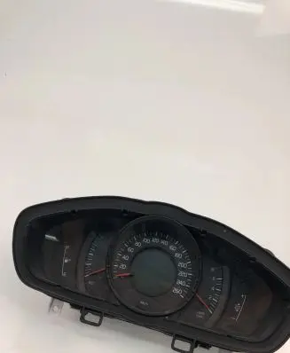 Volvo V40 Speedometer (instrument cluster) 31412871