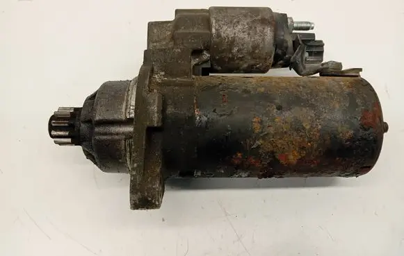 Volkswagen PASSAT B6 Starter motor